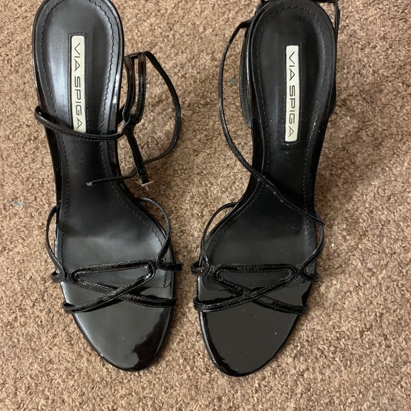 Via Spiga - Picture 1 of 5